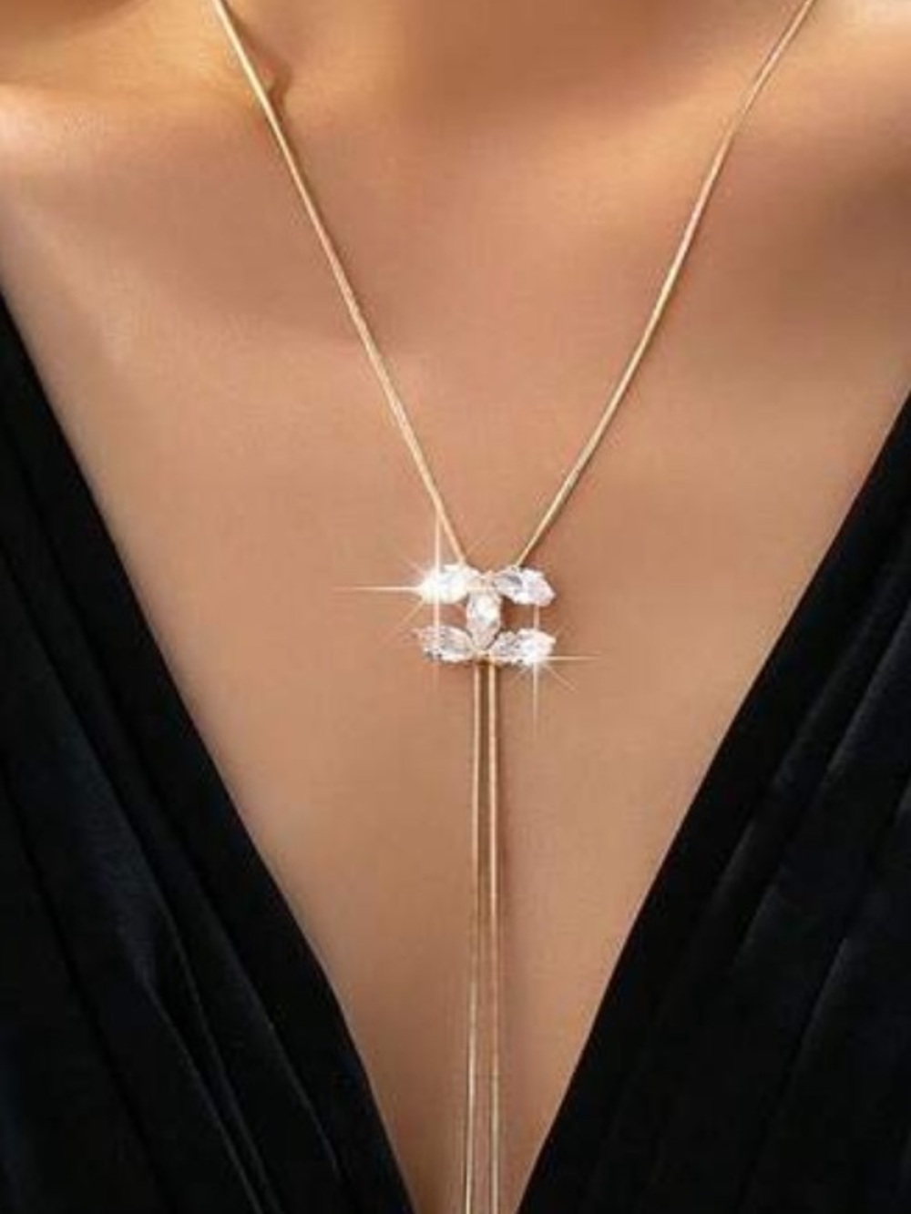 💎CC Crystal Accent 💎Necklace Adjustable Designer